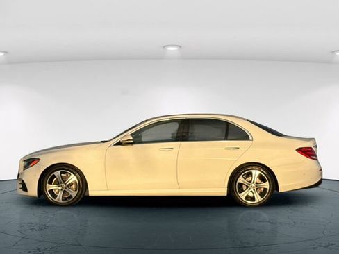 Used 2018 Mercedes-Benz E 300 image 4