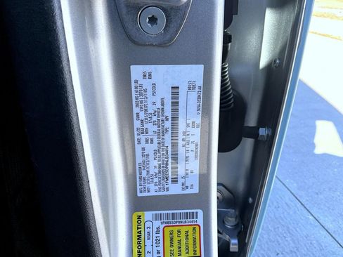 Used 2022 Ford Bronco Badlands image 26