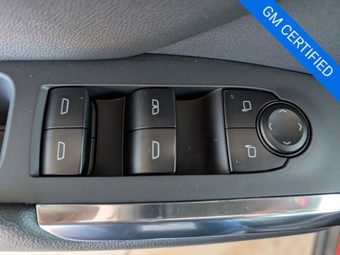 Certified 2025 Chevrolet Traverse LT image 8