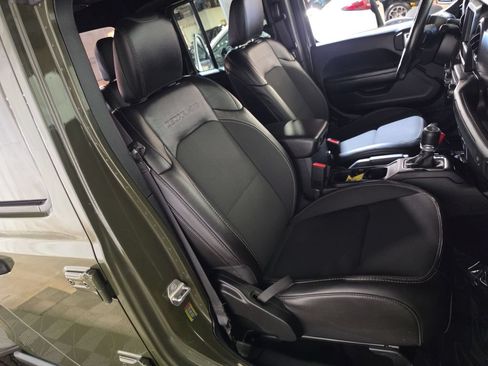 Used 2021 Jeep Gladiator Sport AWD/4WD image 24