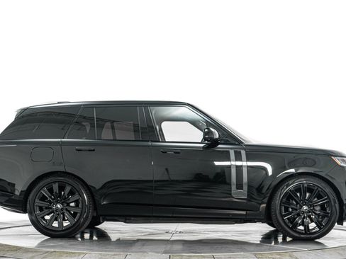 Used 2025 Land Rover Range Rover SE AWD/4WD image 49