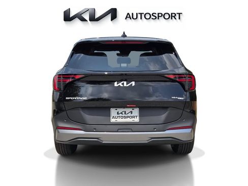New 2026 Kia Sportage LX w/ LX Convenience Package FWD image 9