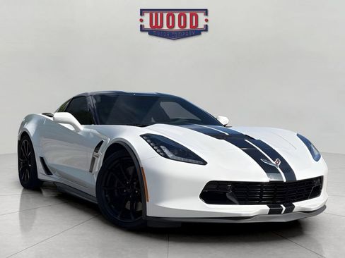 Used 2019 Chevrolet Corvette Grand Sport RWD image 1