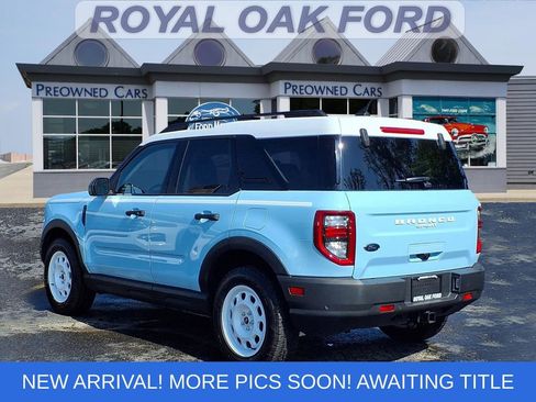 Certified 2023 Ford Bronco Sport Heritage w/ Heritage Convenience Package AWD/4WD image 2