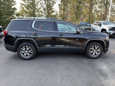 Used 2023 GMC Acadia SLT AWD/4WD image 11