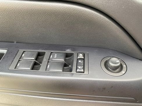 Used 2015 Jeep Patriot High Altitude AWD/4WD image 28