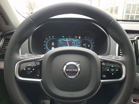 Used 2023 Volvo XC90 B6 Ultimate w/ Protection Package image 22