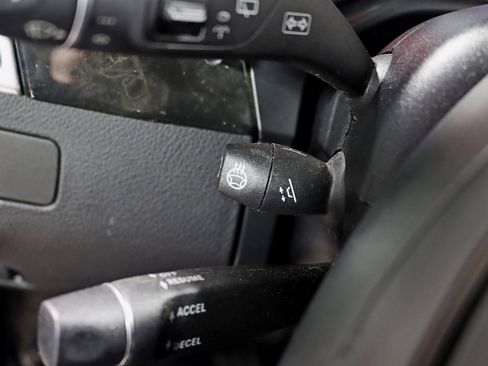 Used 2018 Mercedes-Benz GLE 350 4MATIC w/ Premium 1 Package image 16