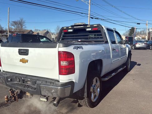 Used 2014 Chevrolet Silverado 3500 LT w/ Interior Plus Package image 10