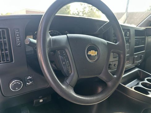 Used 2019 Chevrolet Express 3500 w/ Driver Convenience Package RWD image 6