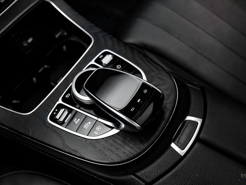 Used 2020 Mercedes-Benz E 350 4MATIC Sedan w/ Parking Assistance Package image 53