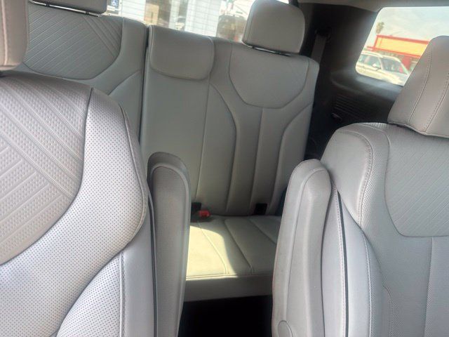 Used 2025 Hyundai Palisade SEL FWD image 9