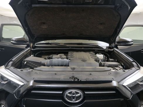 Used 2024 Toyota 4Runner SR5 Premium image 9