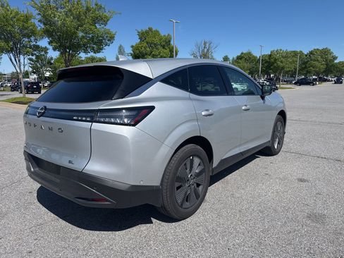 Used 2025 Nissan Murano SL AWD/4WD image 5