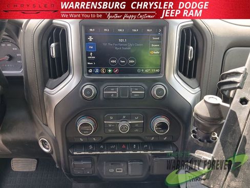 Used 2021 Chevrolet Silverado 1500 LT w/ Z71 Off-Road Package AWD/4WD image 19