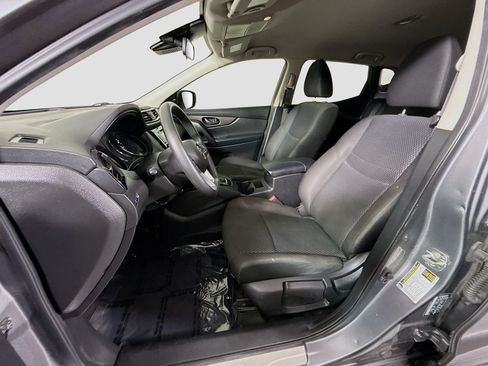 Used 2020 Nissan Rogue Sport S w/ Appearance Package FWD image 21