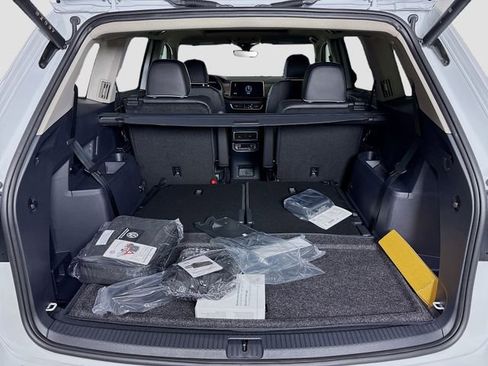 New 2026 Volkswagen Atlas SEL Premium R-Line AWD/4WD image 28