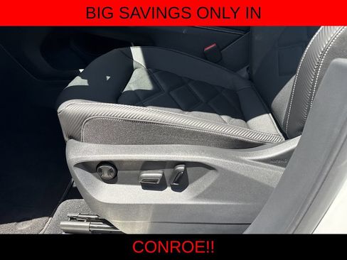 Used 2026 Volkswagen Atlas Cross Sport SE FWD image 13