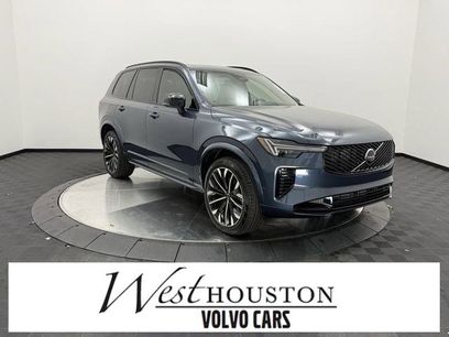 New 2026 Volvo XC90 T8 Ultra w/ Lounge Package