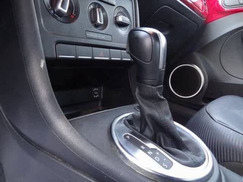 Used 2012 Volkswagen Beetle 2.5 image 13