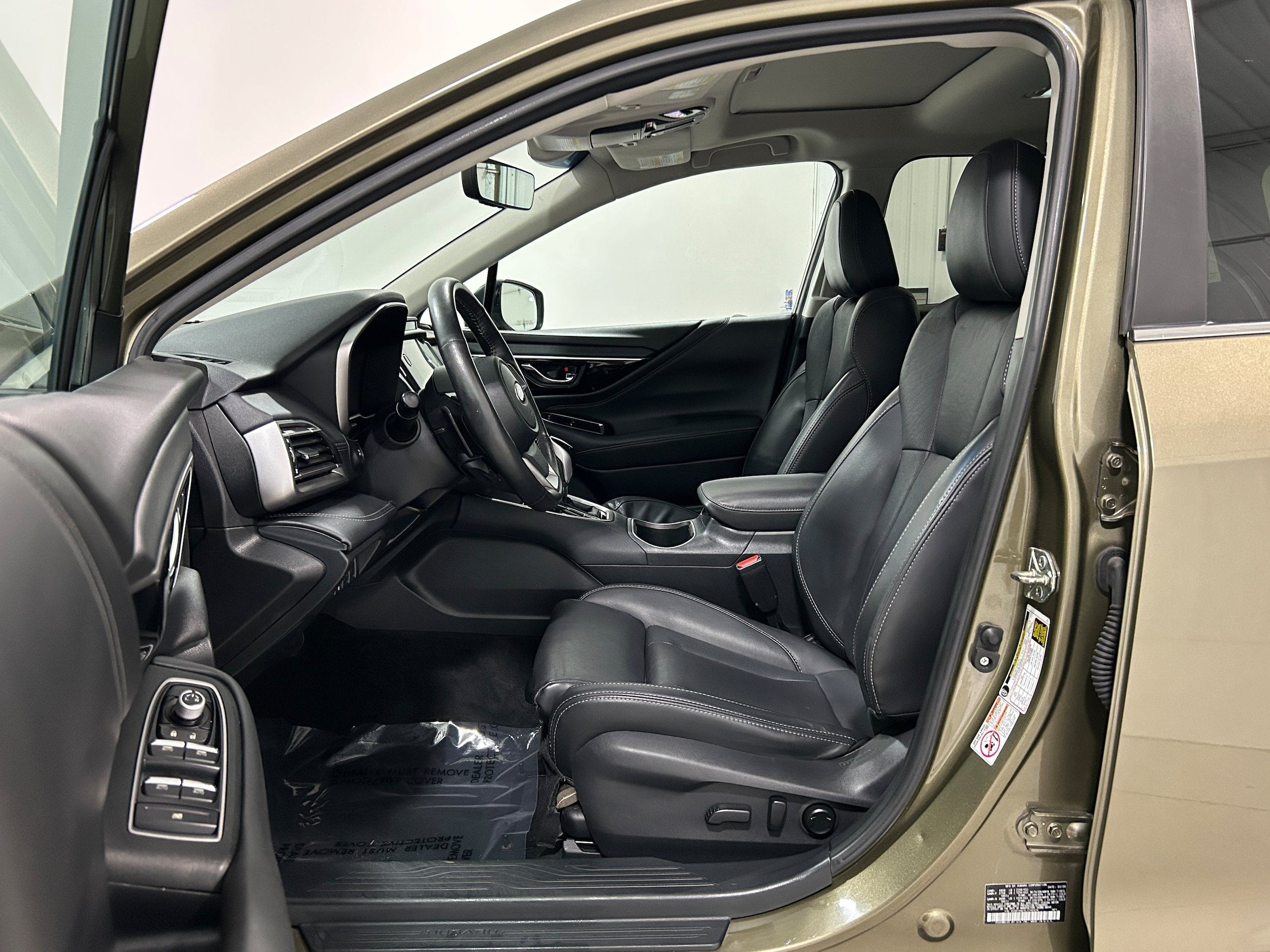 Used 2020 Subaru Outback Limited AWD/4WD image 4