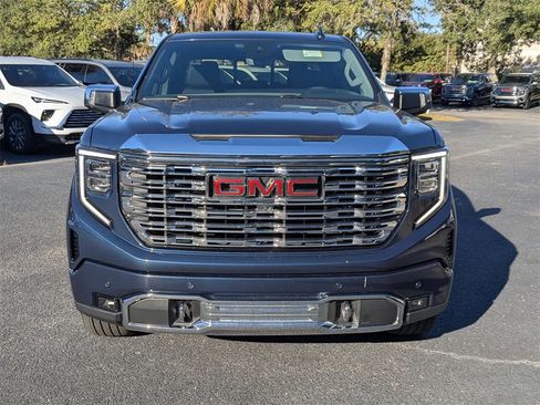 Used 2023 GMC Sierra 1500 Denali w/ Denali Reserve Package image 9