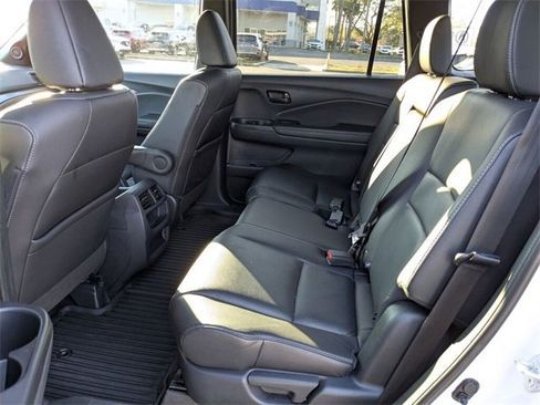 Used 2023 Honda Passport EX-L image 35