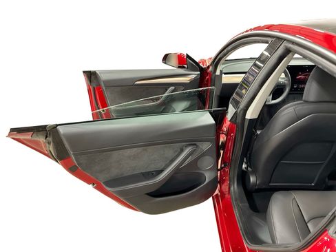 Certified 2023 Tesla Model 3 Standard Range RWD image 10