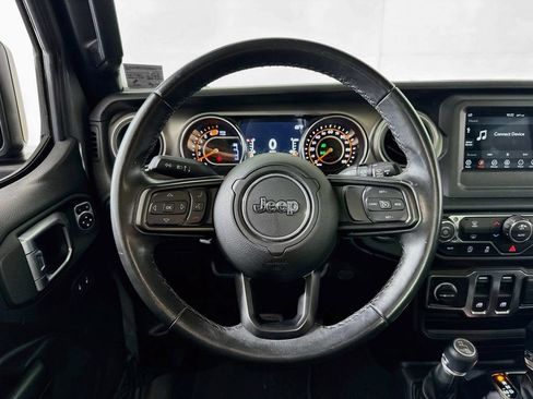 Used 2019 Jeep Wrangler Sport AWD/4WD image 11