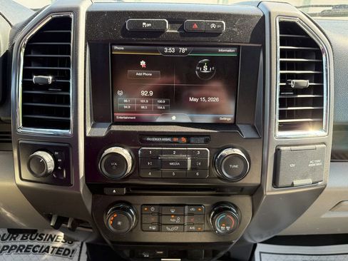 Used 2015 Ford F150 XLT w/ Equipment Group 302A Luxury AWD/4WD image 30