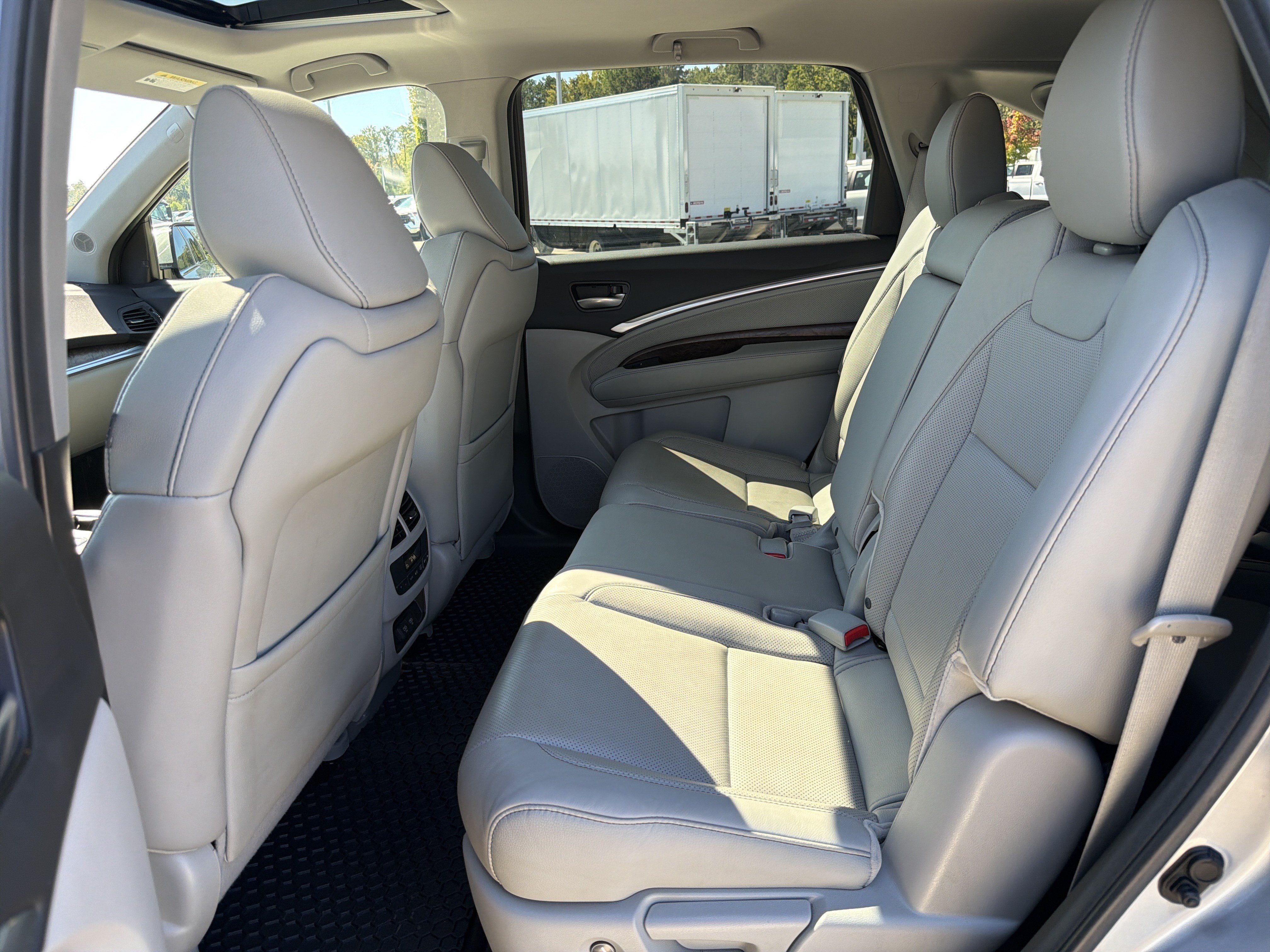 Certified 2020 Acura MDX w/ Technology Package AWD/4WD image 31