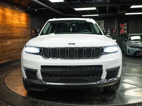 Used 2023 Jeep Grand Cherokee L Limited image 4