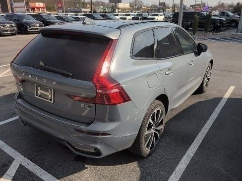 Used 2023 Volvo XC60 B5 Plus w/ Climate Package image 7