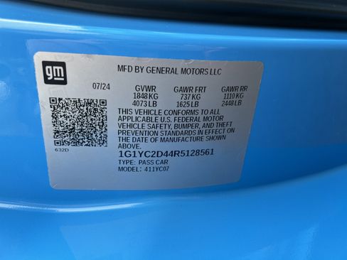 Used 2024 Chevrolet Corvette Stingray Premium Cpe w/ Z51 Performance Package RWD image 36
