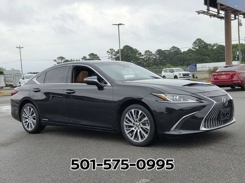 Used 2021 Lexus ES 300h w/ Premium Package FWD image 4
