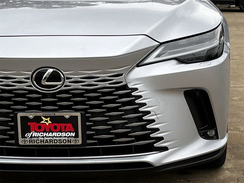 Used 2024 Lexus RX 450h AWD w/ Luxury Package image 8