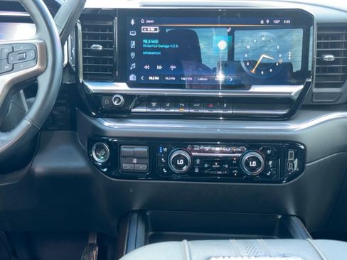 Certified 2024 Chevrolet Silverado 2500 High Country w/ High Country Premium Package AWD/4WD image 23