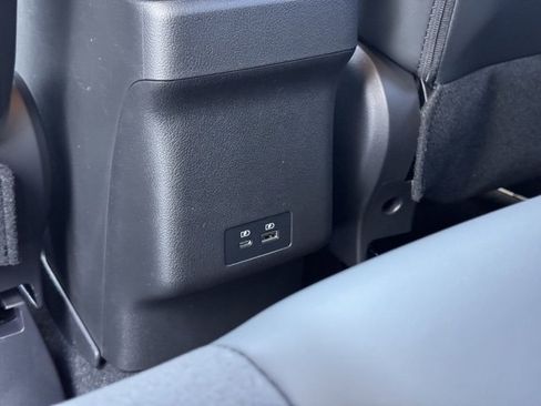 New 2025 Mitsubishi Outlander Sport AWD image 13