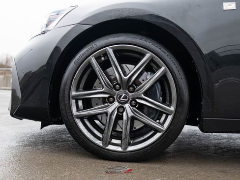 Used 2019 Lexus IS 300 F Sport w/ F Sport Package image 10