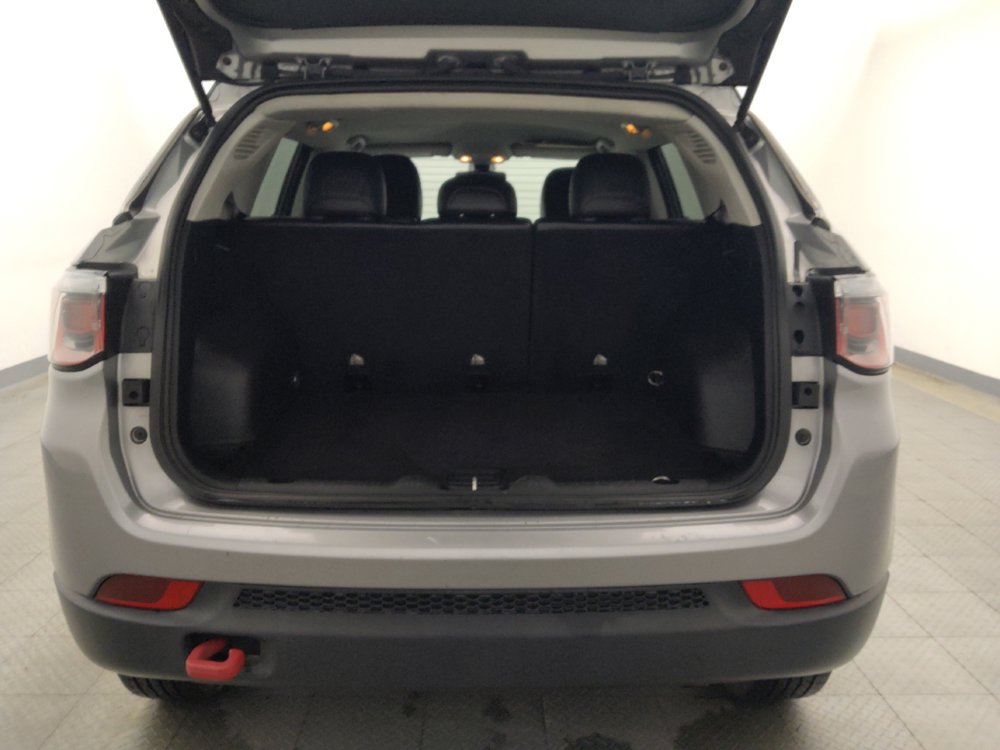 Used 2020 Jeep Compass Trailhawk AWD/4WD image 29