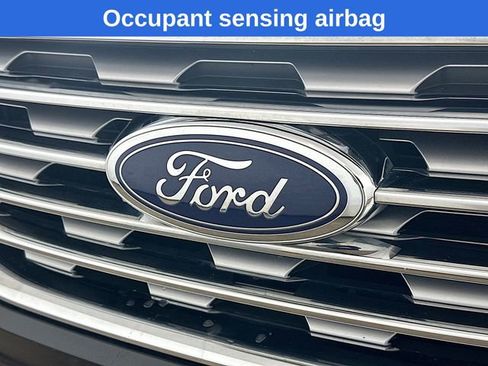 Certified 2019 Ford Edge Titanium w/ Cold Weather Package image 29