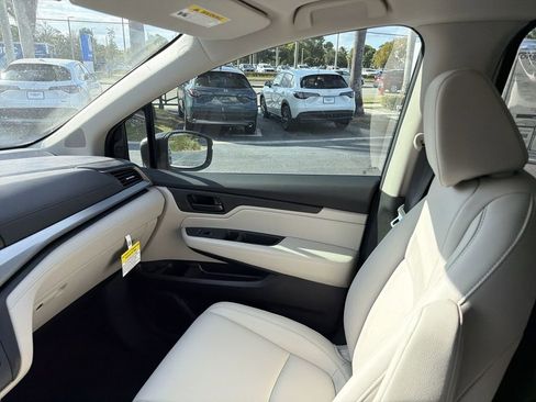 New 2026 Honda Odyssey EX-L image 17