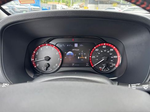 Used 2023 Nissan Frontier PRO-4X w/ Technology Package AWD/4WD image 14