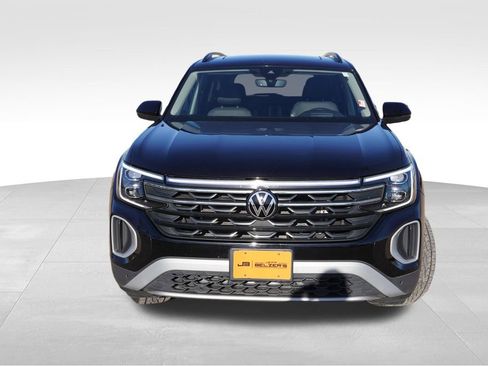 Used 2024 Volkswagen Atlas Peak Edition SEL AWD/4WD image 12