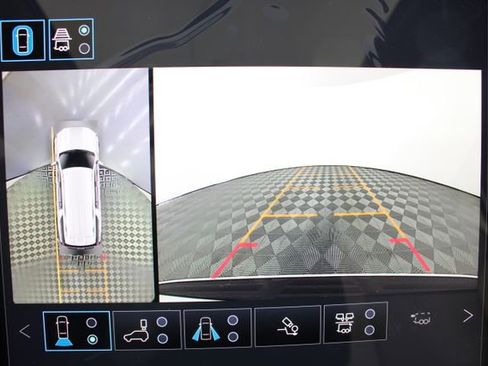 New 2026 GMC Yukon XL Denali w/ Denali Reserve Package image 5