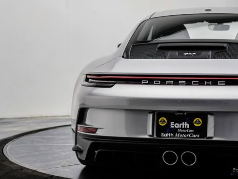 Used 2023 Porsche 911 GT3 RWD image 17