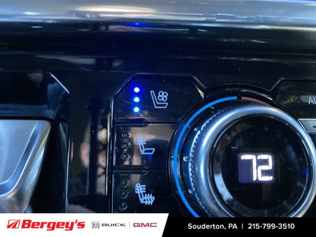 Used 2024 GMC Sierra 1500 Denali Ultimate AWD/4WD image 39