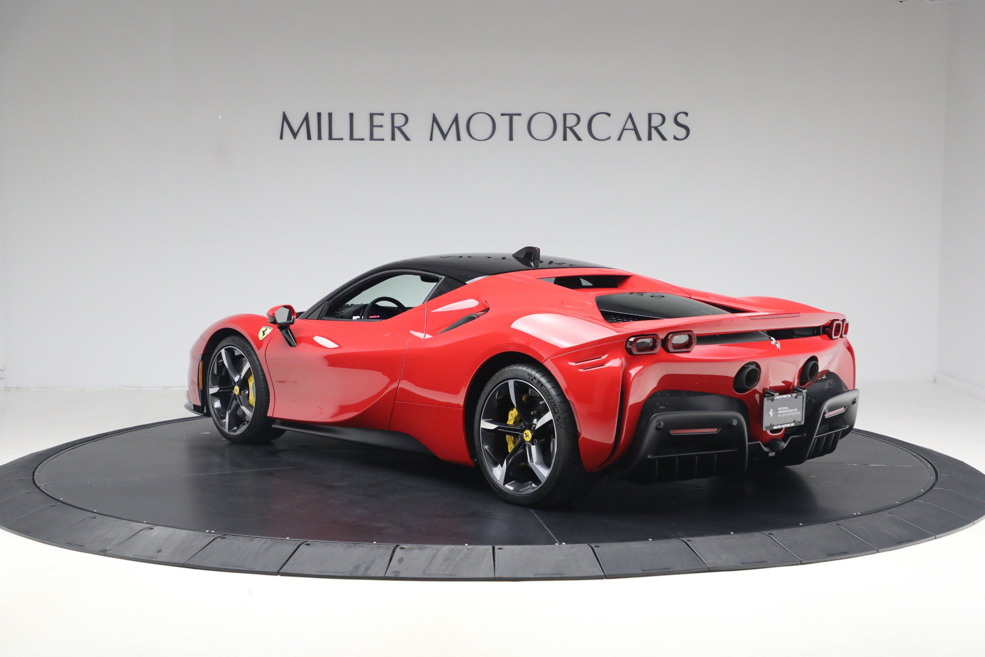 Used 2023 Ferrari SF90 Stradale AWD/4WD image 5