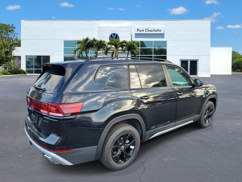 New 2026 Volkswagen Atlas Peak Edition image 37