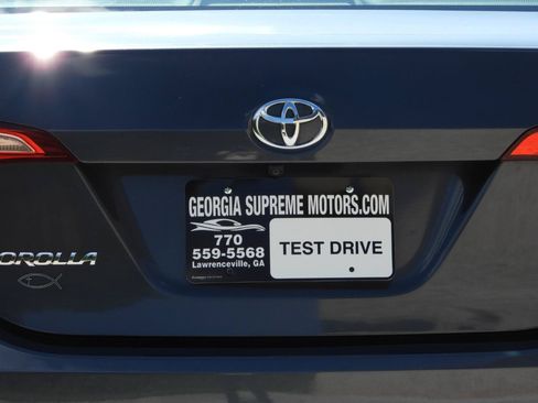 Used 2019 Toyota Corolla LE FWD image 19